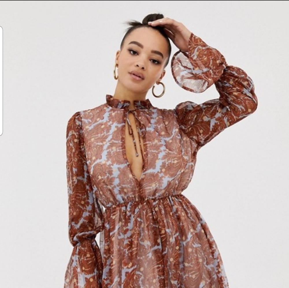 MISSGUIDED DRESS